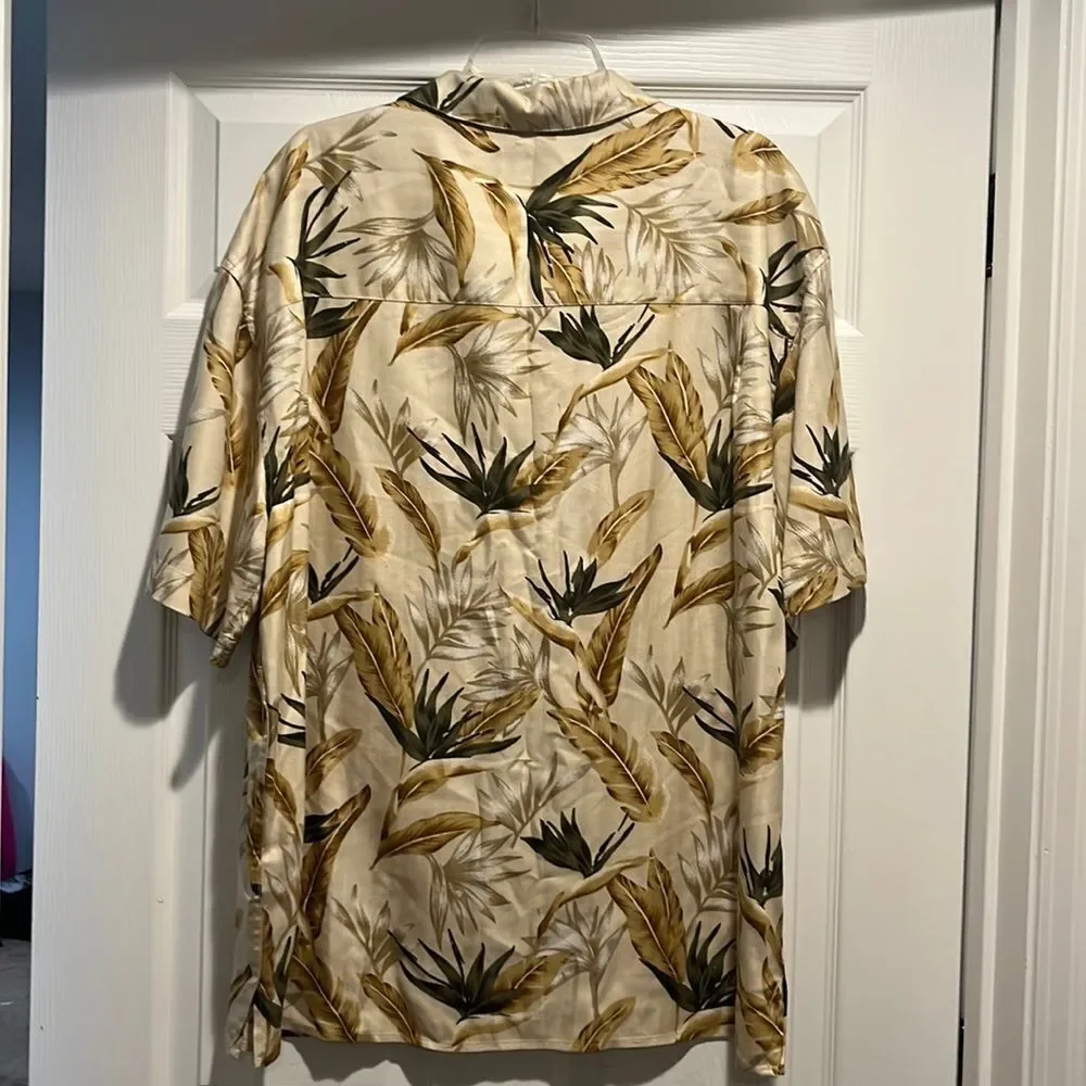 Jos. A. Bank 100% silk Hawaiian shirt size XXL.